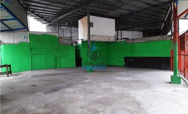 Se Alquila GALERA PARA TALLER / Transistmica / 205mt2>>$1,700<<