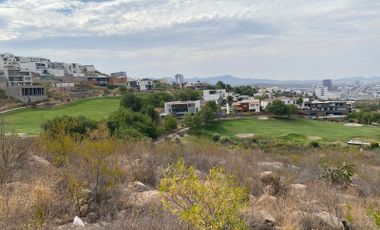 Terreno en Venta en La Loma Club de Golf, vista al green