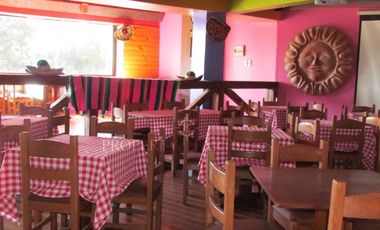 Restaurante con gran terreno camino a Santa Juana