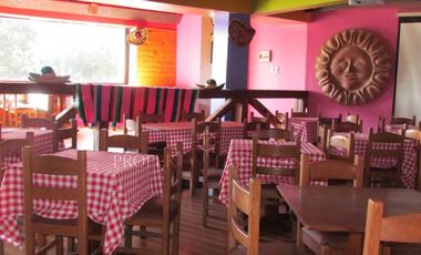 Restaurante con gran terreno camino a Santa Juana