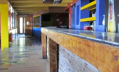 Restaurante con gran terreno camino a Santa Juana