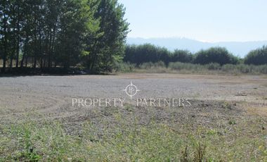 Restaurante con gran terreno camino a Santa Juana