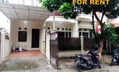 Di Sewakan Rumah Siap Huni 4 Kamar Cocok Untuk Kantor di Jl. Karawitan Buah Batu Bandung