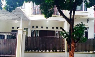 Di Sewakan Rumah Siap Huni 4 Kamar Cocok Untuk Kantor di Jl. Karawitan Buah Batu Bandung
