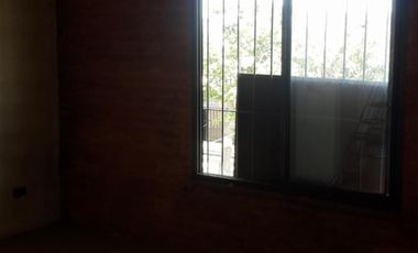 CASA EN DOS PLANTAS, APTA CREDITO. VENTA DIRECTA