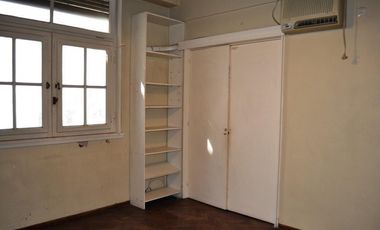 Unico! PH de 8 Ambientes + Quincho + Terraza y Jardin.