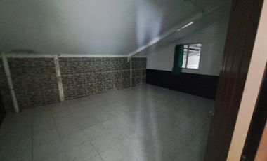 Disewakan Kantor/Gudang di Berbah Sleman Area Luas, Listrik Besar & Akses Mudah