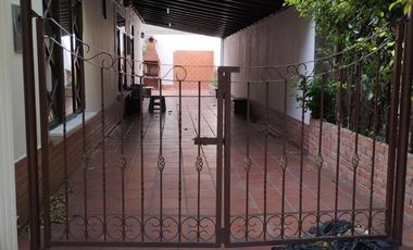 casa en arriendo/venta en c.c river country. Cod A2489