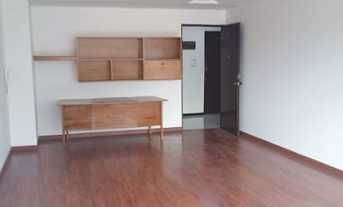 oficina en arriendo en germania. Cod A1147703