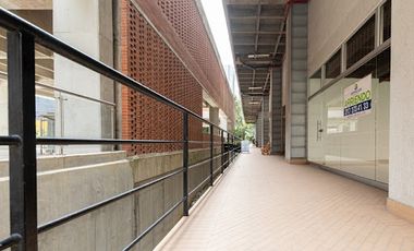 ARRIENDO de OFICINAS en SABANETA