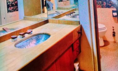 EXCELENTE PROPIEDAD CON GARAGE,PARQUE Y PISCINA.