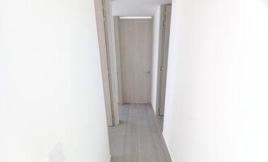 apartamento en arriendo en c.r valle verde del campestre piso 14. Cod A13747