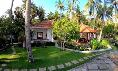 Spectacular Beachfront Villa Resort in Sambirenteng, Buleleng, North Bali