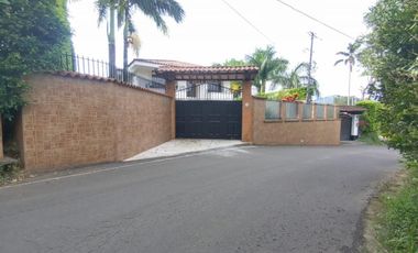 finca en venta en cerritos. Cod V16317