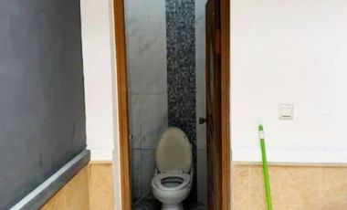 Di Sewakan Rumah Siap Huni 4 Kamar Cocok Untuk Kantor di Jl. Turangga, Lengkong Bandung