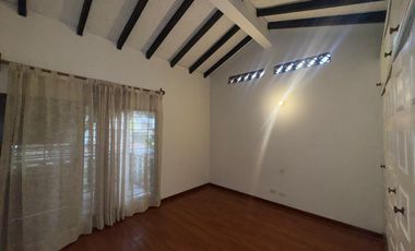 casa en arriendo en ciudad jardín. Cod A4852