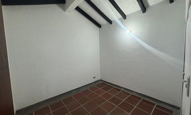 casa en arriendo en ciudad jardín. Cod A4852