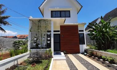 Rumah baru 2 lantai desain jepang strategis di Kota Bogor