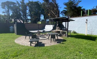 Casa de 6 Ambientes de Categoria en El Barrio Atlantida, en Santa Clara del Mar