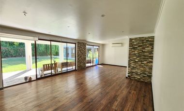 Casa mediterranea en venta loteo cerrado de 6 dorm, Machalí