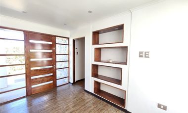 Casa mediterranea en venta loteo cerrado de 6 dorm, Machalí