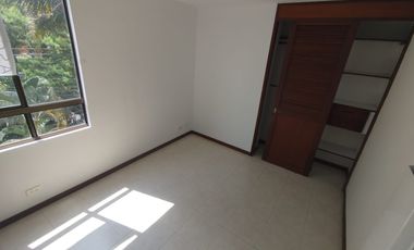 apartamento en arriendo en loma de los bernal. Cod A9432769
