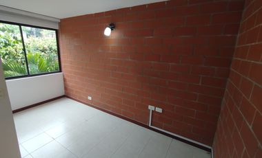 apartamento en arriendo en loma de los bernal. Cod A9432769