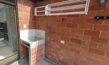 apartamento en arriendo en loma de los bernal. Cod A9432769