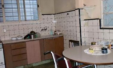 Casa con Departamento en venta en Don Bosco Este