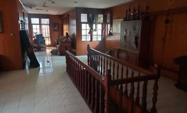 Rumah Lama Pinggir Jalan Pejaten Raya, Akses Super Strategis