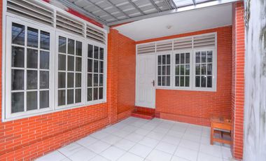 Rumah LB 250 SHM 7 Menit ke Living Plaza Cinere Dibantu KPR J-47443