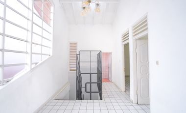 Rumah LB 250 SHM 7 Menit ke Living Plaza Cinere Dibantu KPR J-47443