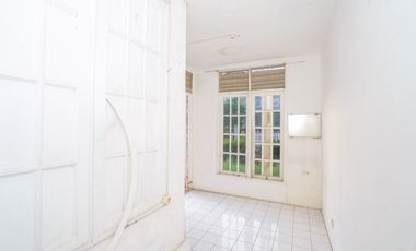 Rumah LB 250 SHM 7 Menit ke Living Plaza Cinere Dibantu KPR J-47443