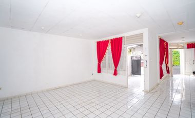 Rumah LB 250 SHM 7 Menit ke Living Plaza Cinere Dibantu KPR J-47443