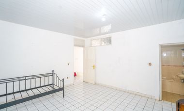 Rumah LB 250 SHM 7 Menit ke Living Plaza Cinere Dibantu KPR J-47443