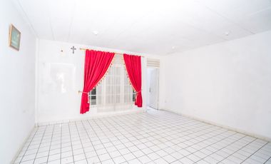 Rumah LB 250 SHM 7 Menit ke Living Plaza Cinere Dibantu KPR J-47443