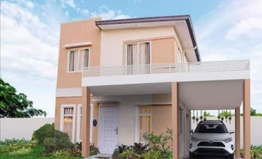 Hulugan Single House and lot with Balcony near NAIAx, PITX