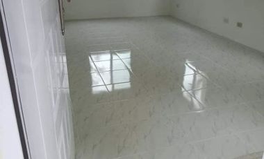 Hulugan Single House and lot with Balcony near NAIAx, PITX