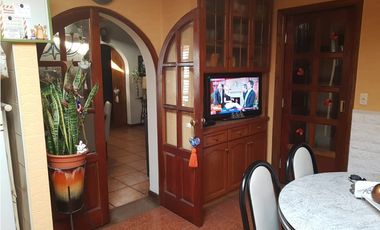 VENTA CHALET 4 AMB. CON PISCINA Y PLAYROOM-MAR DEL PLATA