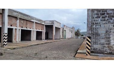 Galpón de venta, sector Mitad del Mundo