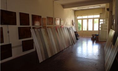 Excelente lote zona Chauvin en Distrito C2  con local habilitado