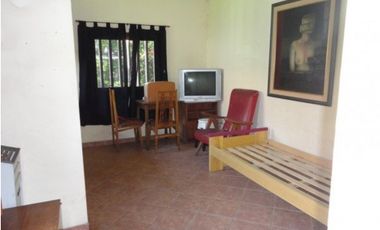 Chalet 5 ambientes con dependencia