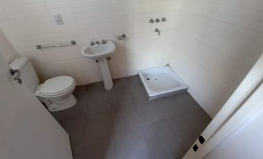 Casa con Departamento en venta en Quilmes Oeste