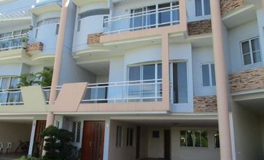 House for rent in Cebu City, Gated spacious with balconies & view