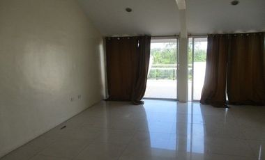 House for rent in Cebu City, Gated spacious with balconies & view