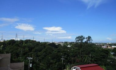 House for rent in Cebu City, Gated spacious with balconies & view