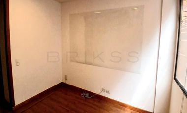 oficina en arriendo/venta en el chico. Cod A6947