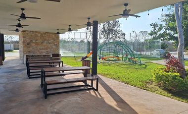Terreno en venta Mérida Yucatán, Privada Entre Parques Tixcuytun