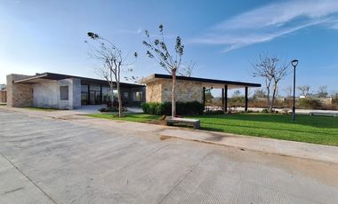 Terreno en venta Mérida Yucatán, Privada Entre Parques Tixcuytun