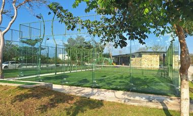 Terreno en venta Mérida Yucatán, Privada Entre Parques Tixcuytun